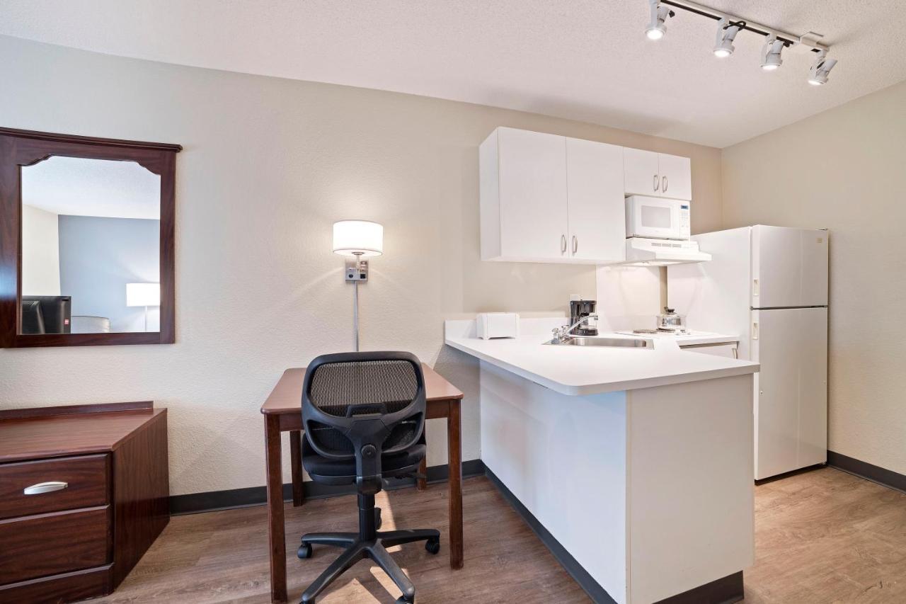 Extended Stay America Suites - Washington, Dc - Alexandria - Landmark Экстерьер фото