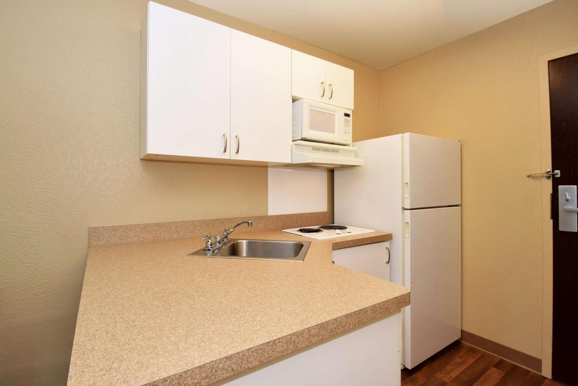 Extended Stay America Suites - Washington, Dc - Alexandria - Landmark Экстерьер фото