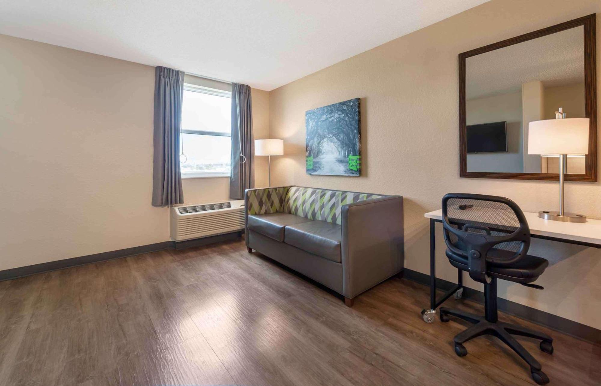 Extended Stay America Suites - Washington, Dc - Alexandria - Landmark Экстерьер фото