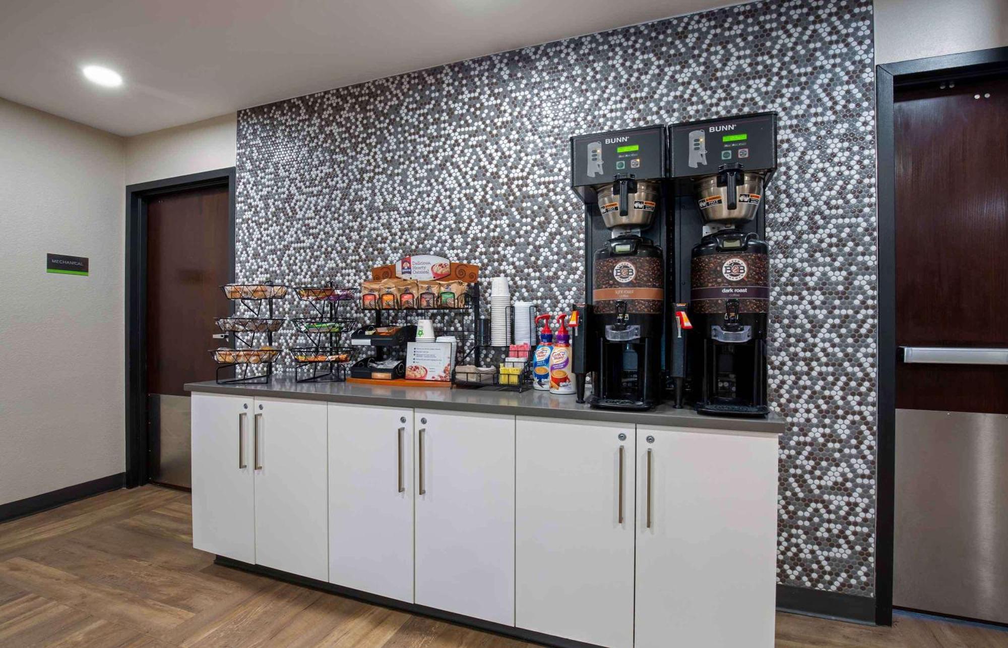 Extended Stay America Suites - Washington, Dc - Alexandria - Landmark Экстерьер фото